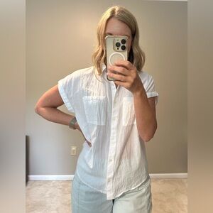 Vineyard Vines Button Down Shirt Size Medium